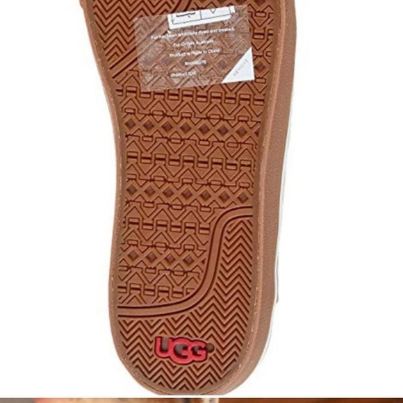 NWT UGG Brock Luxe Leather Sneakers - Picture 5 of 7